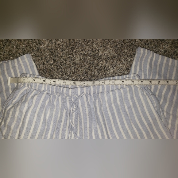 Happily Grey | Soft Wide Leg Striped Cargo Pants - Picture 3 of 6